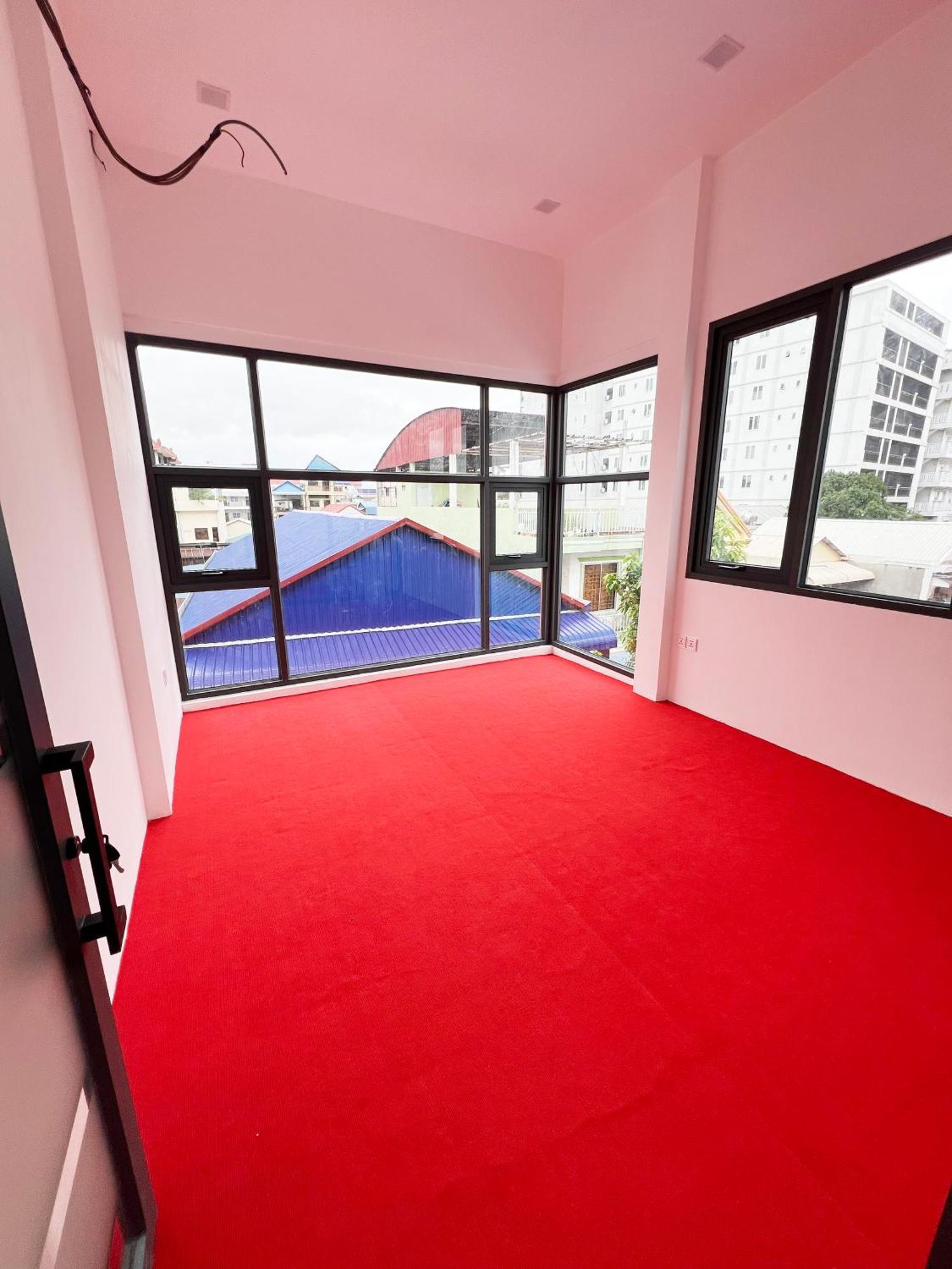 Tva Homestay - Tva Sleepbox - Tva Working Space Phnom Penh Exterior foto