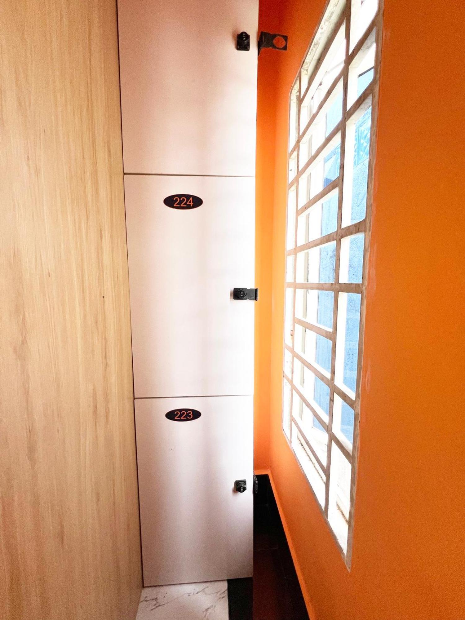 Tva Homestay - Tva Sleepbox - Tva Working Space Phnom Penh Exterior foto